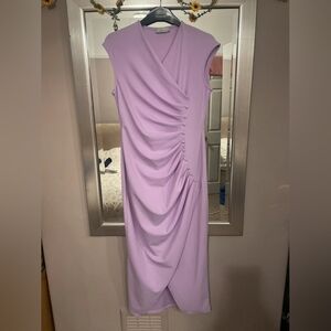 Elegant Lavender Sleeveless Dress